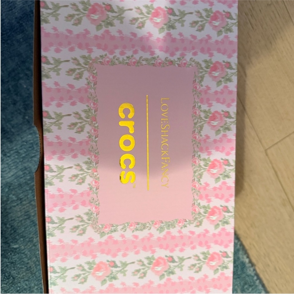 Love Shack Fancy x CROCS kids  pink floral size 2, NwT - Picture 7 of 7